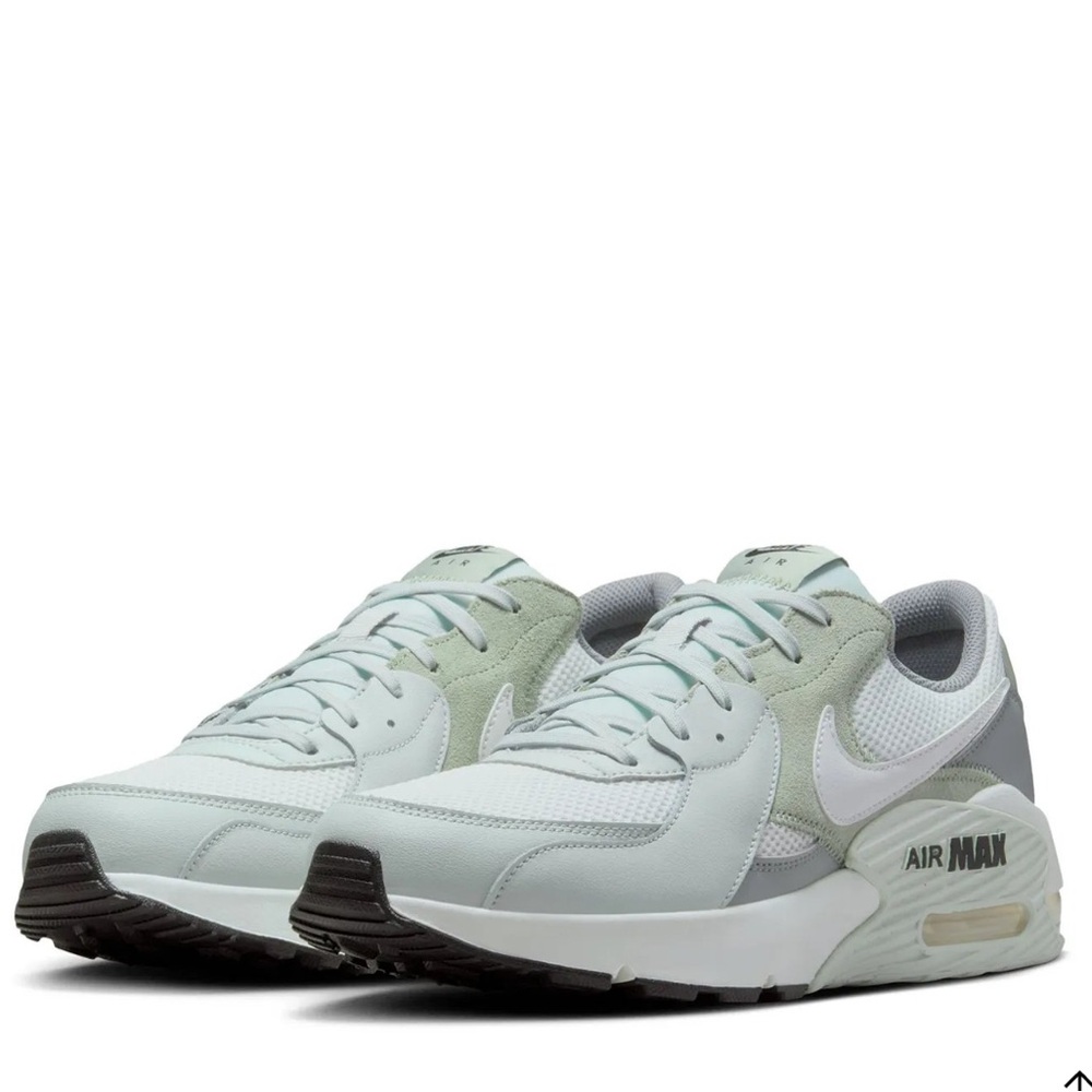 Nike Air Max’s